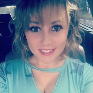 Meet your Posher, Meredith